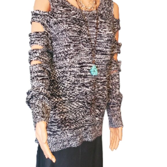 Arizona Sweater Shoulder Cutout Black Gray Lines & Shades - Stylish Women Size L - Picture 2 of 6